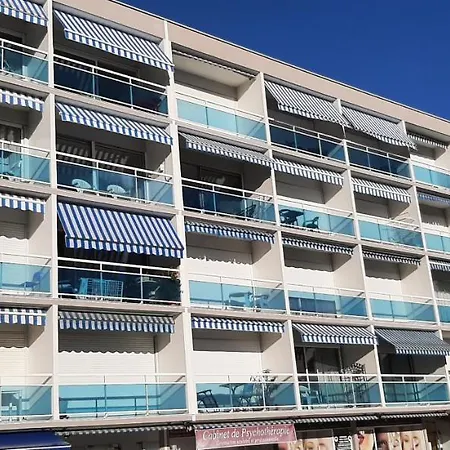 Estey T2 Centre Avec Apercu Bassin Apartment *